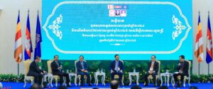 ប្រធានក្រុមប្រឹក្សាភិបាល វ.ស.ស. អញ្ជើញចូលរួមធ្វើបទបង្ហាញក្នុងសន្និបាតការងាររបស់ទីស្តីការគណៈរដ្ឋមន្ត្រី